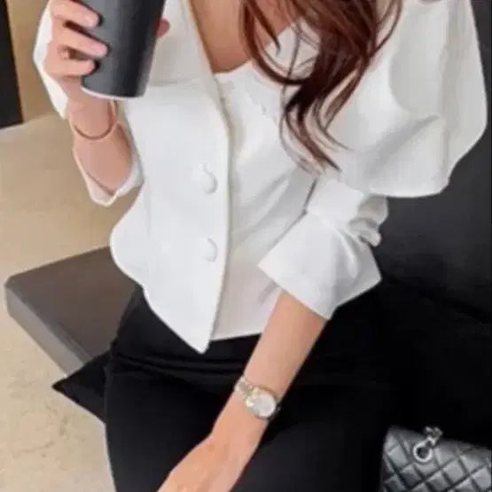 [BUNJANG] Lovely Blouse (Free Size) / 새옷 러블리 블라우스 두가지색상 free