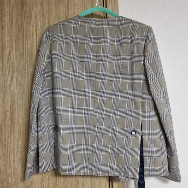 [BUNJANG] Lucky Chouette Check Double Button Jacket / 럭키슈에뜨 체크 자켓