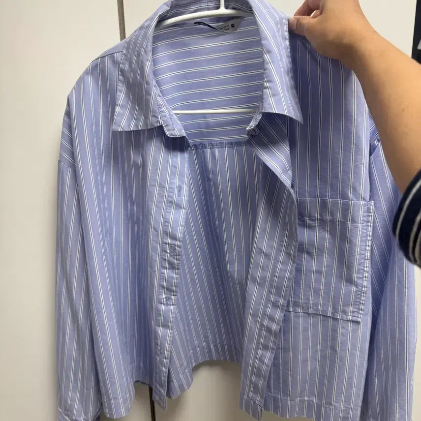 [BUNJANG] ZARA Striped Crop Shirt - Blue / 자라 스트라이프 크롭 셔츠 블루