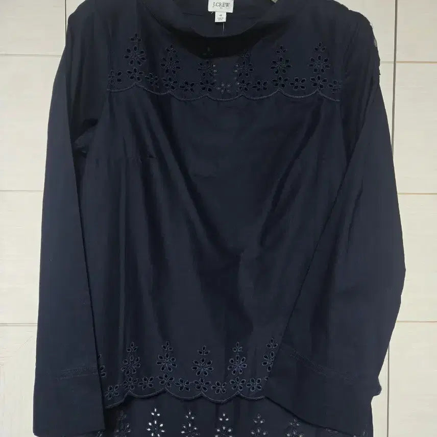 [SOLD OUT] J.CREW 네이비 블라우스 (새상품)