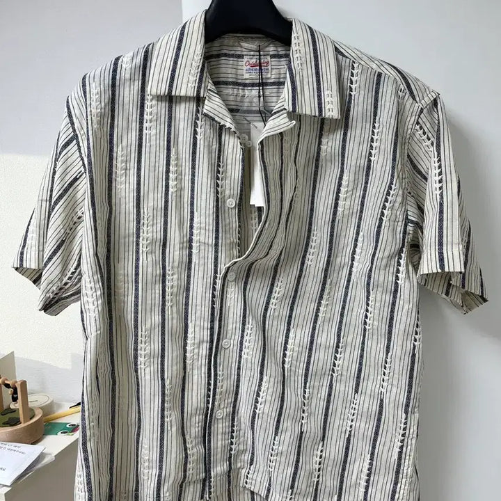 [BUNJANG] Outstanding 25ss Open Collar Shirt L / 아웃스탠딩 26ss 신상 반팔셔츠