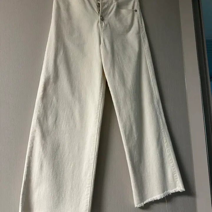 [BUNJANG] FRAME DENIM Ivory Cut-Hem Jeans / 프레임 진