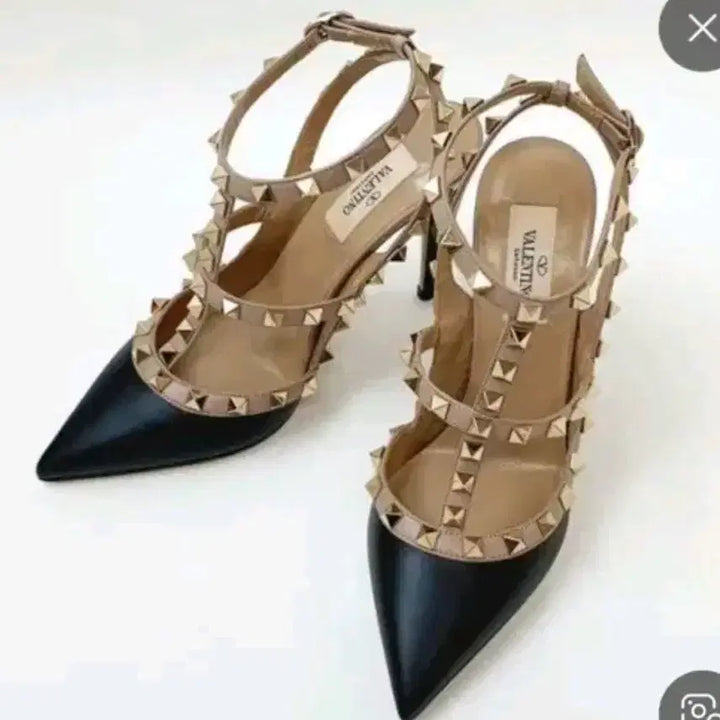 [BUNJANG] Valentino Studded Leather Heel Pumps / 정품 풀박스 발렌티노 힐 구두
