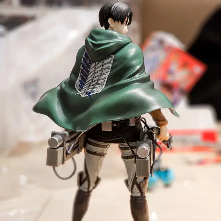 [BUNJANG] Attack on Titan Levi Figure - B Prize / (택포 9.0)진격의거인 리바이 B상 피규어