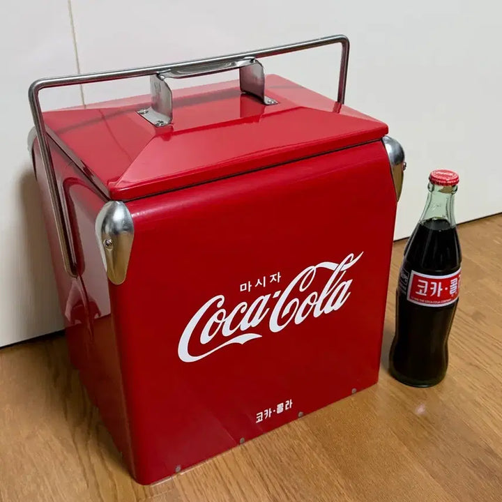 [BUNJANG] Coca-Cola Ice Box Plastic and Metal Construction / 마시자 코카콜라 아이스박스/ 콜라 제외