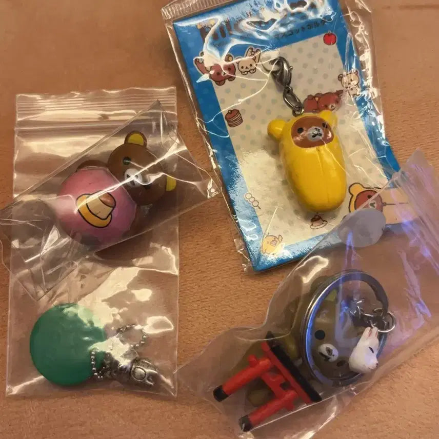 [BUNJANG] Classic Rilakkuma and Ottogi Charm Set / 고전 리락쿠마 키링 오뚜기 모음 일괄