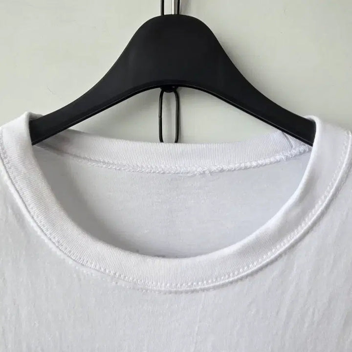 [BUNJANG] White Lettering T-Shirt / F / 남자 화이트 레터링 티셔츠
