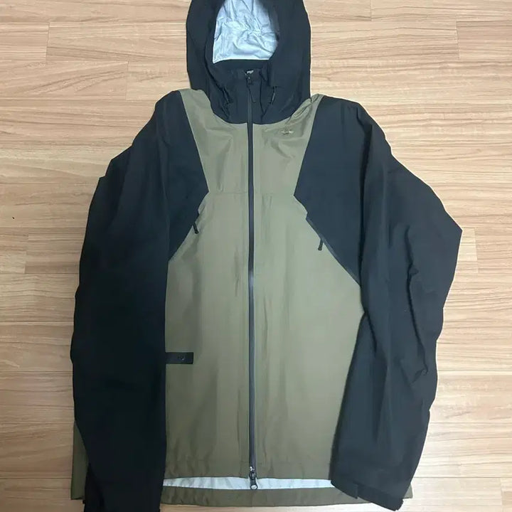 [BUNJANG] Goldwin Pertex Shield Jacket - Size 3 / 골드윈 퍼텍스 쉴드 자켓 / 3사이즈