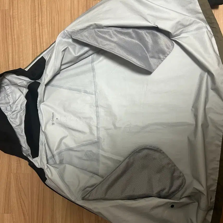 [BUNJANG] Goldwin Pertex Shield Jacket - Size 3 / 골드윈 퍼텍스 쉴드 자켓 / 3사이즈
