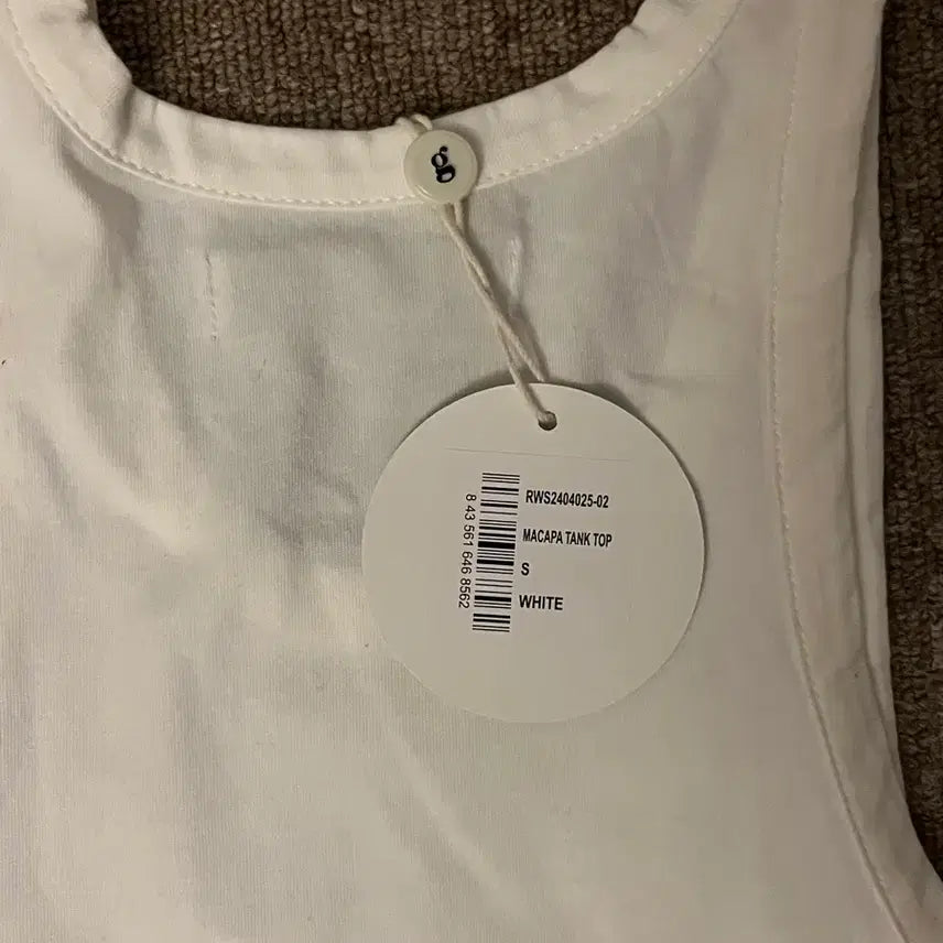 [BUNJANG] Gimaguas Sleeveless Tank Top / [새상품]기마구아스 Gimaguas 슬리브리스 나시 탱크탑 제니