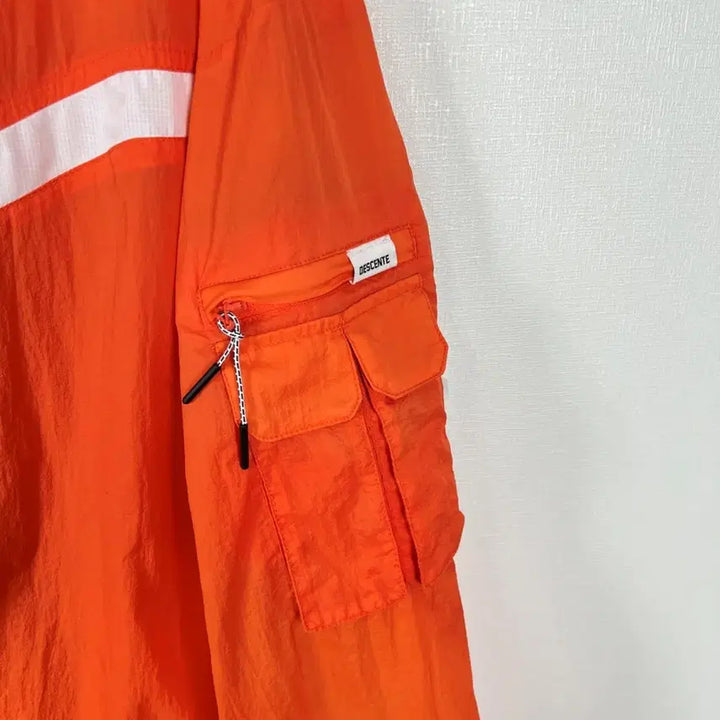 [SOLD OUT] 데상트 오렌지 경량 바람막이 자켓 점퍼 남110 2XL 라덴 빈티지
