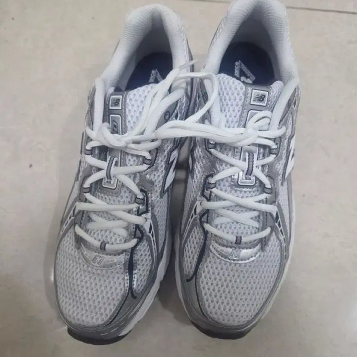 [BUNJANG] New Balance 740 Navy White Sneakers / 뉴발란스740 운동화 245