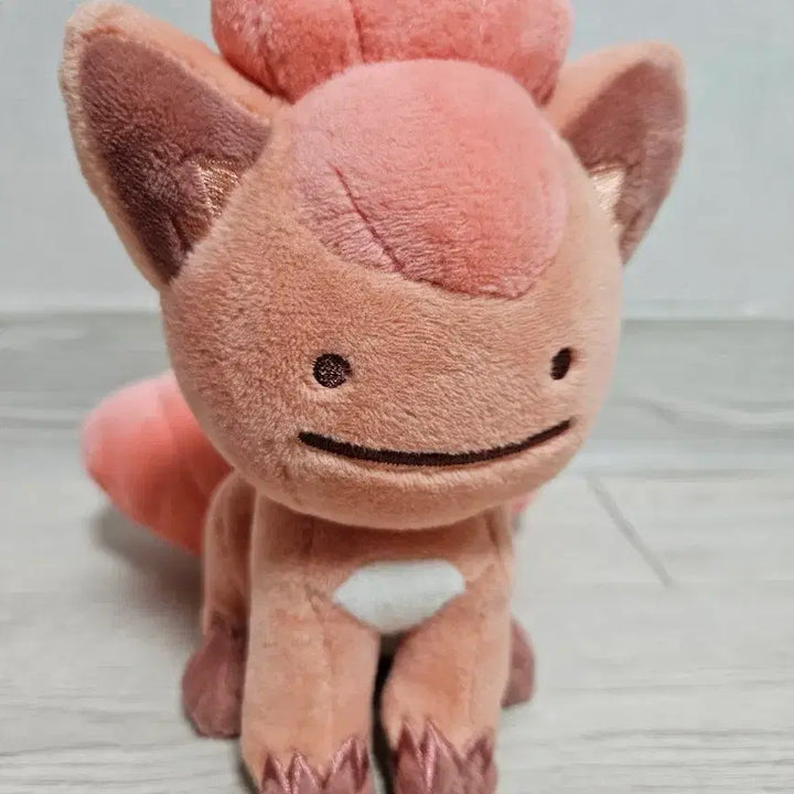 [BUNJANG] Metamong Alolan Vulpix Plush / 변신 메타몽 식스테일 인형