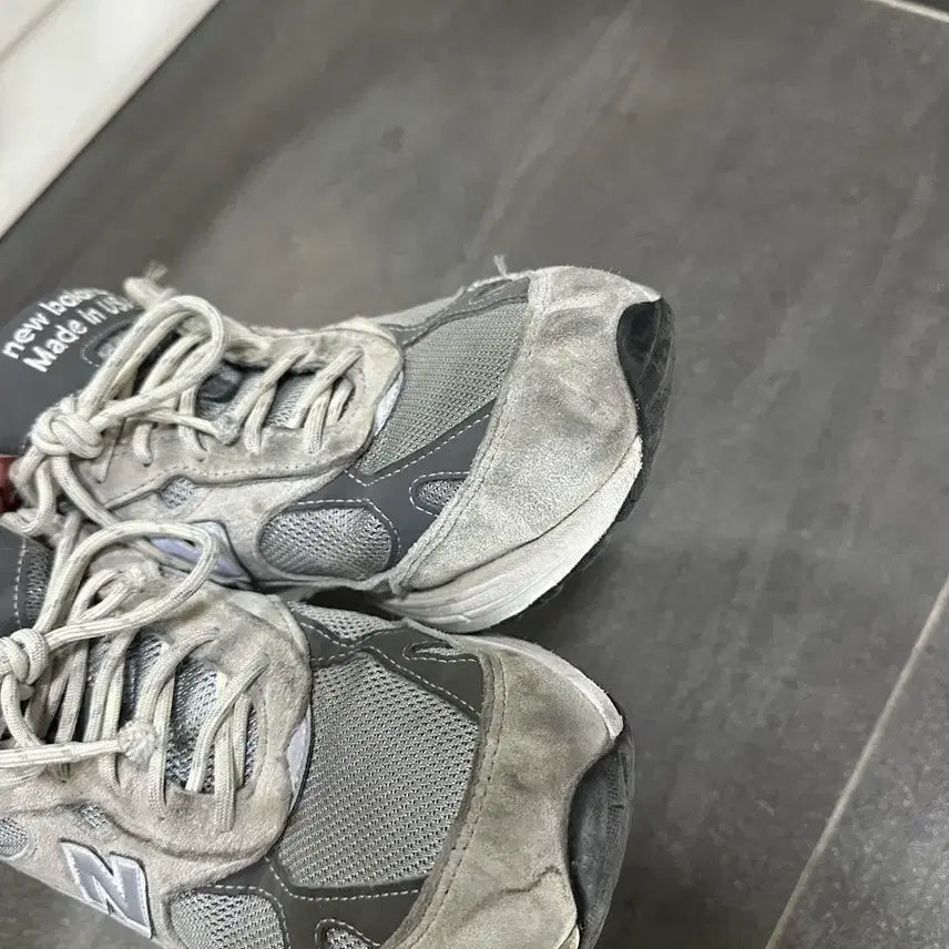 [BUNJANG] New Balance 993 Sneakers / 뉴발란스993 280
