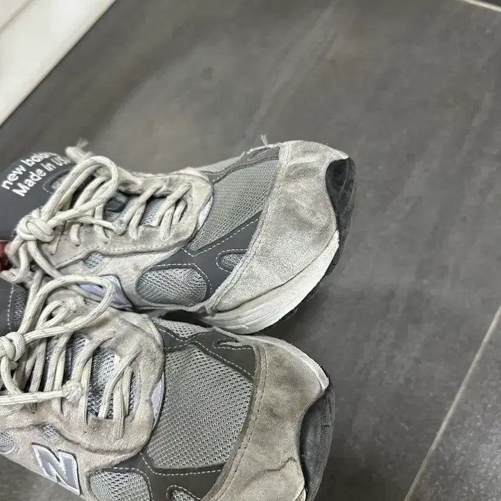 [BUNJANG] New Balance 993 Sneakers / 뉴발란스993 280