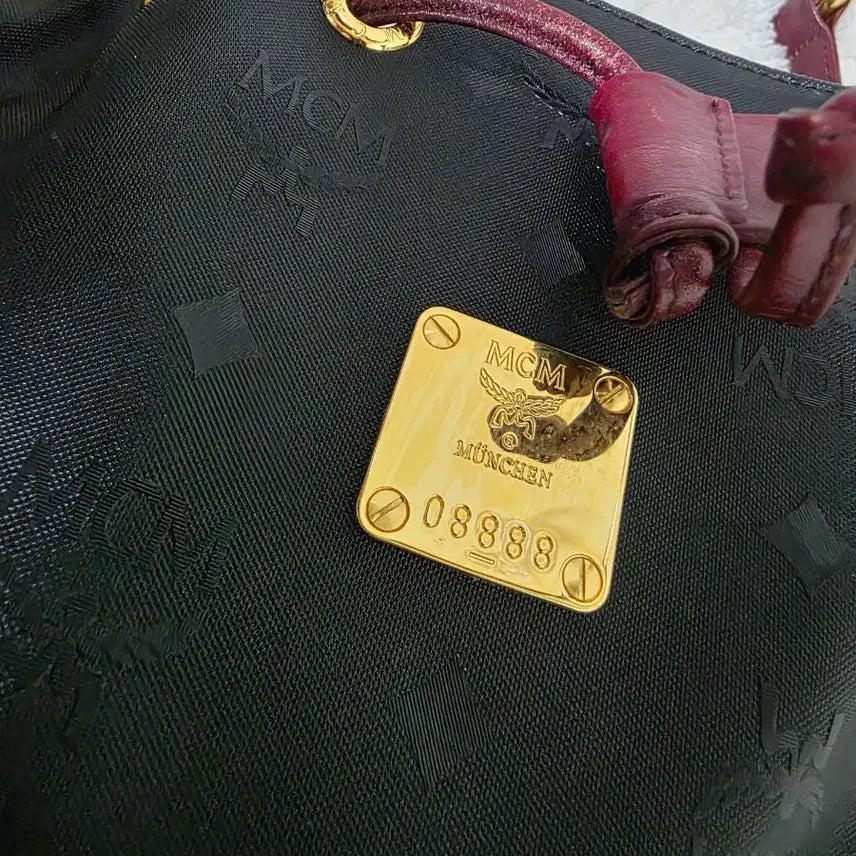 [SOLD OUT] MCM 블랙 숄더백 버킷백 가방