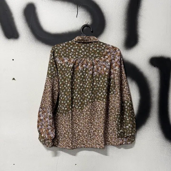 [BUNJANG] Vintage Flower Leaf Pattern Cropped Blouse / VTG 빈티지 플라워 리프 풀 패턴 크롭 블라우스
