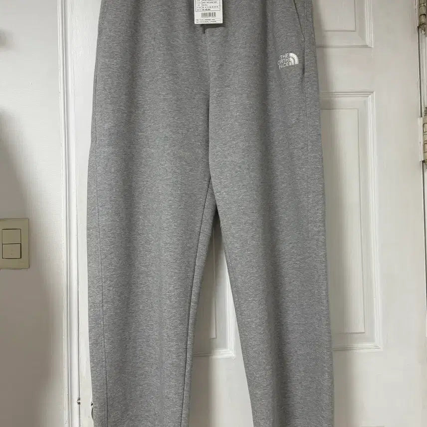 [SOLD OUT] [새상품50%/XXL]26SS 노스페이스 스웻팬츠(블랙+그레이+가방)