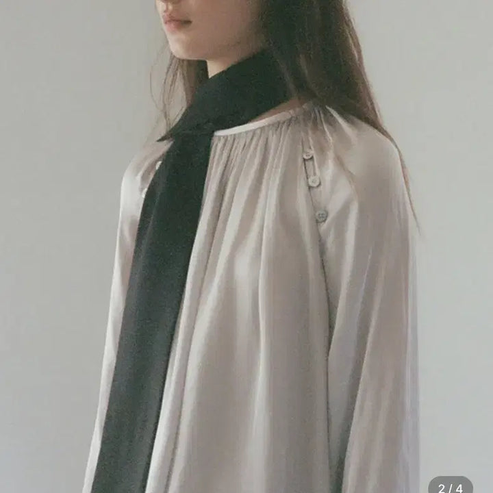 [BUNJANG] Lenuee Eclat Shirring Blouse Stone Gray / 르누이 lenuee Eclat Shirring Blouse 스톤그레이