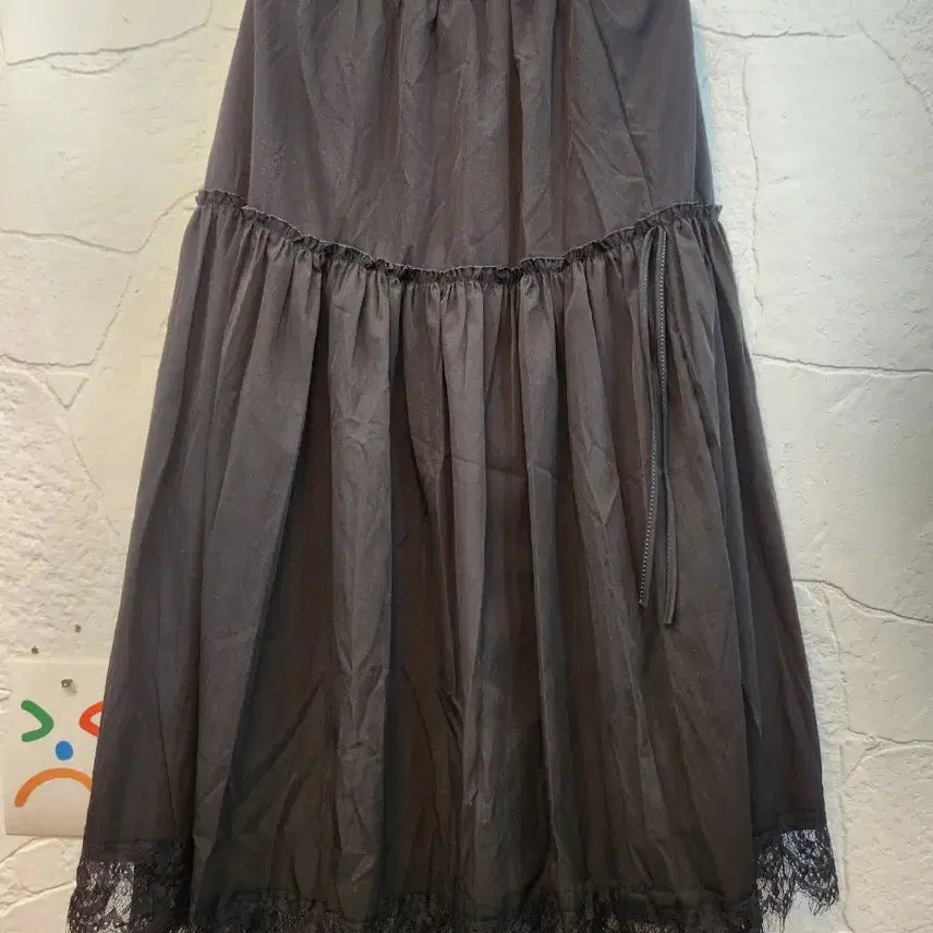 [SOLD OUT] 레이스블랙 롱스커트 (새상품)