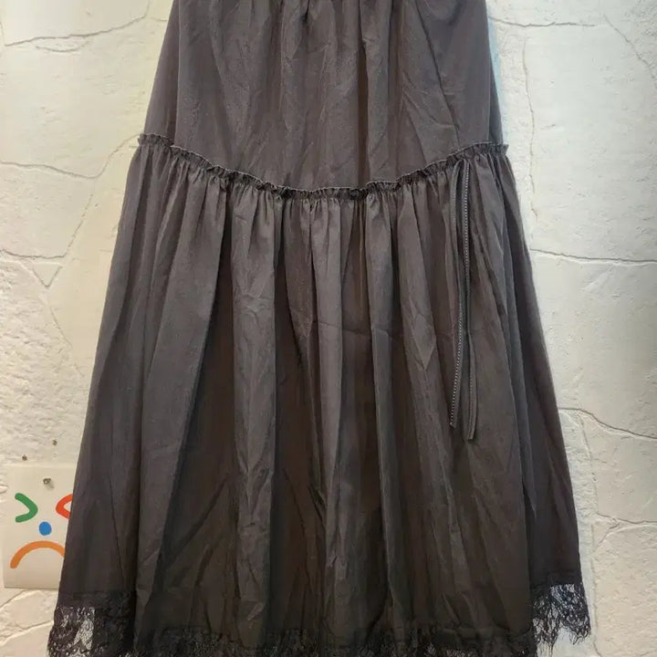 [SOLD OUT] 레이스블랙 롱스커트 (새상품)