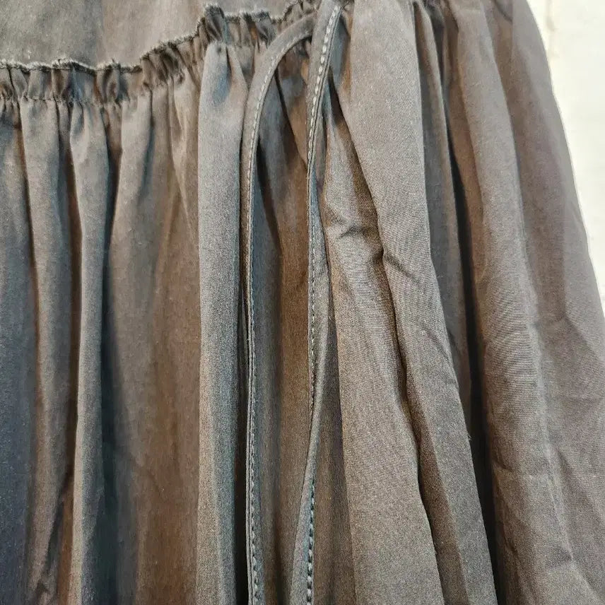 [SOLD OUT] 레이스블랙 롱스커트 (새상품)