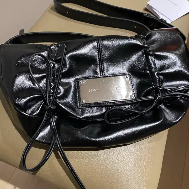 [SOLD OUT] 마뗑킴 셔링 리본 라운드백 새상품