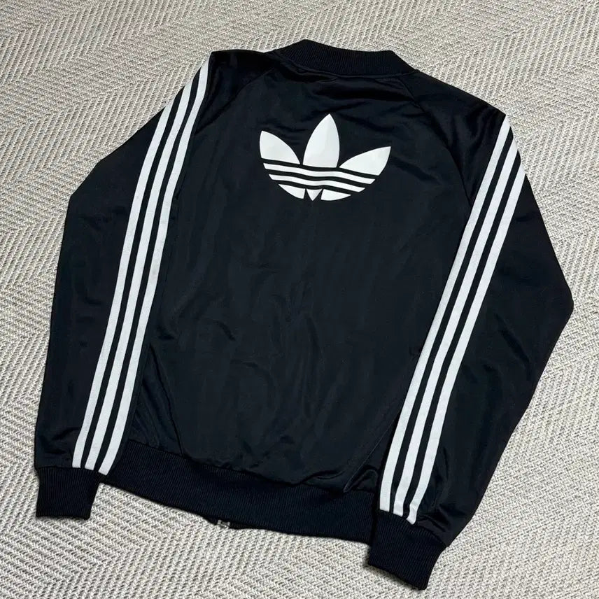 [BUNJANG] Adidas Black Three-Stripes Track Top Zip-Up / 아디다스 블랙 삼선 트랙탑 집업