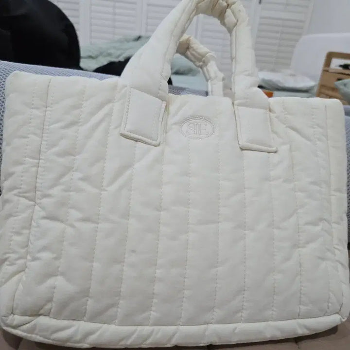 [BUNJANG] Sienne Padded Bag / 시엔느  패딩백