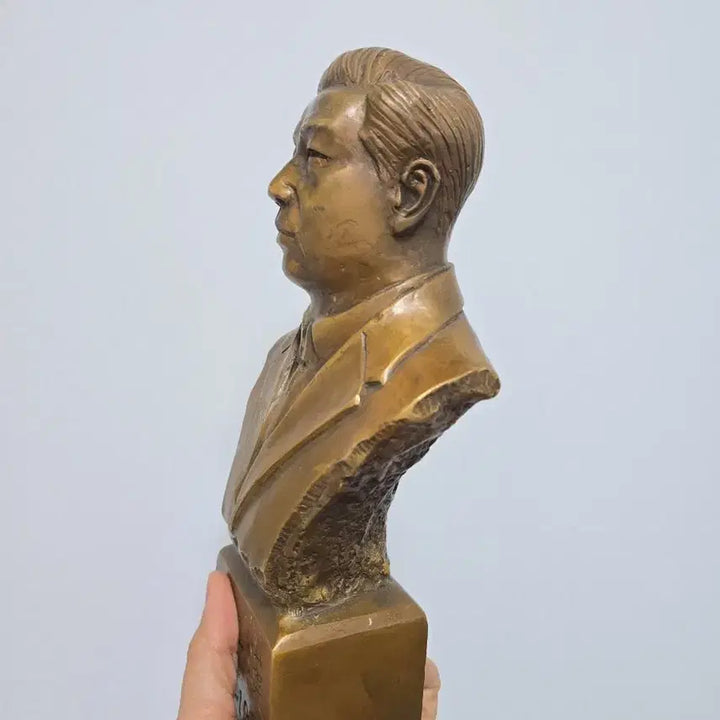 [BUNJANG] Kim Du-han Bust (1918-1972) / 김두한 흉상 (1918-1972)