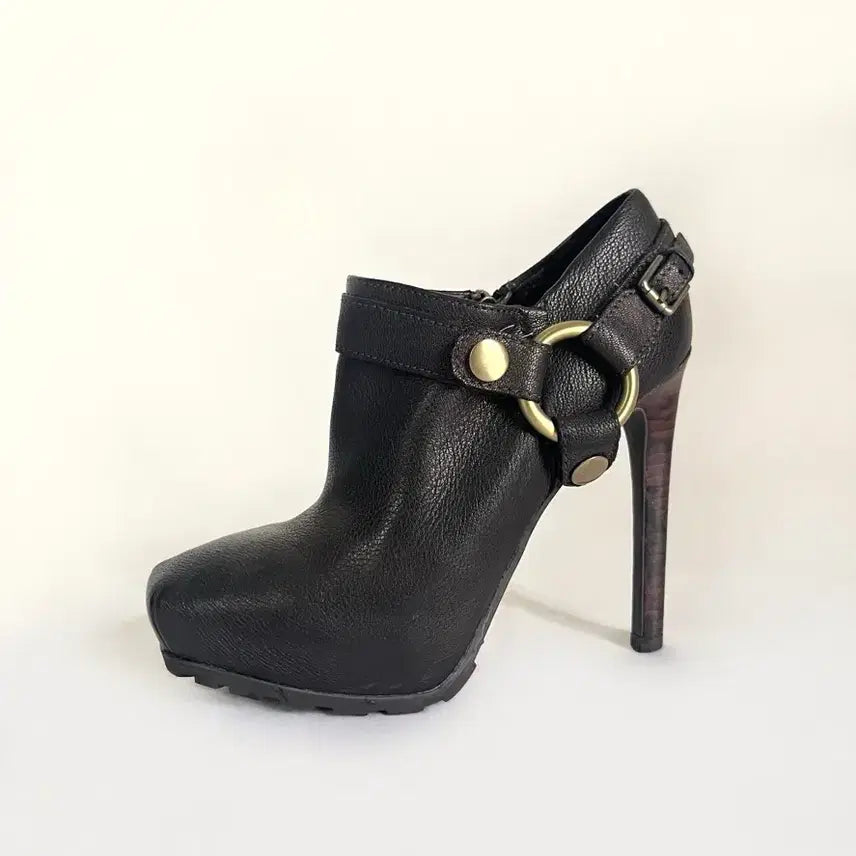 [BUNJANG] Guess 00s Harness Platform Kill Heels / Guess 00s 하네스 가보시 킬 힐