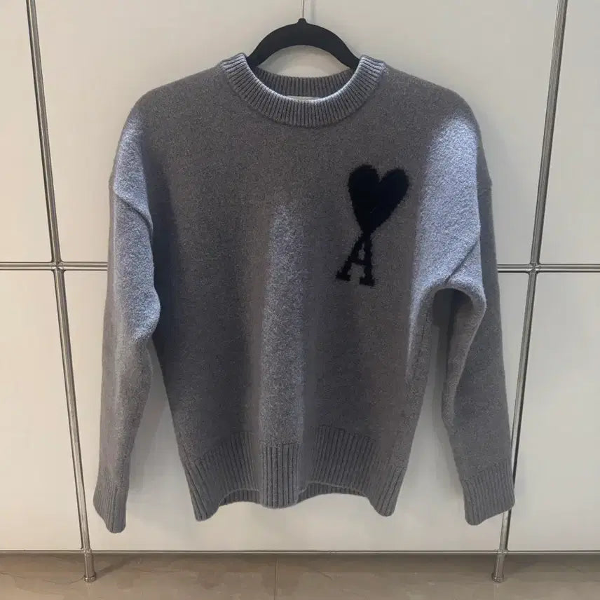 [BUNJANG] Ami Big Logo Knit Sweater / 아미 빅로고 니트