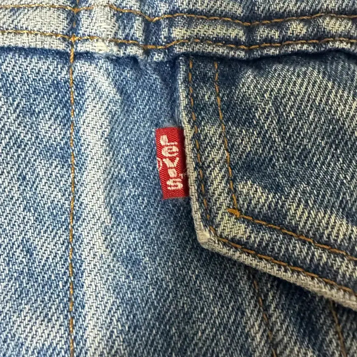 [SOLD OUT] 80s 리바이스 USA 70506 빈티지 데님자켓 46R