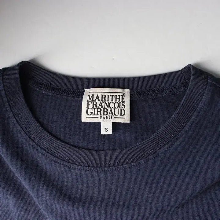 [BUNJANG] Marithe Francois Girbaud Navy Logo Crop T-shirt (S) / 마리떼 프랑소와 저버 네이비 로고 크롭 티 S