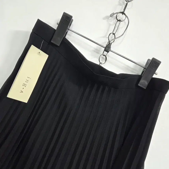 [BUNJANG] ing:v Black Pleated Long Skirt / ing:v 블랙 플리츠 롱 스커트 29