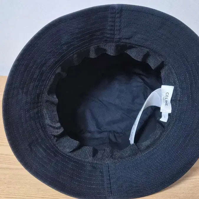 [BUNJANG] Celine Triomphe Bucket Hat 59cm / 셀린느 트리오페 버킷햇 벙거지모자 59cm 가능