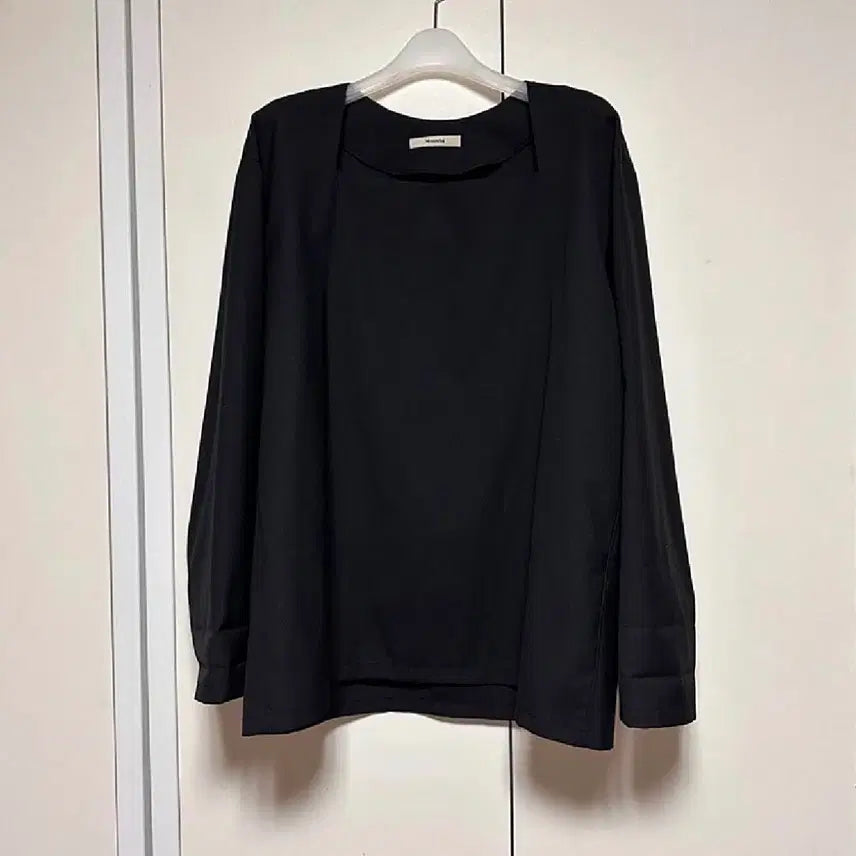 [BUNJANG] Moondal Square Neck Blouse - Black / 문달 스퀘어넥 블라우스 - 블랙