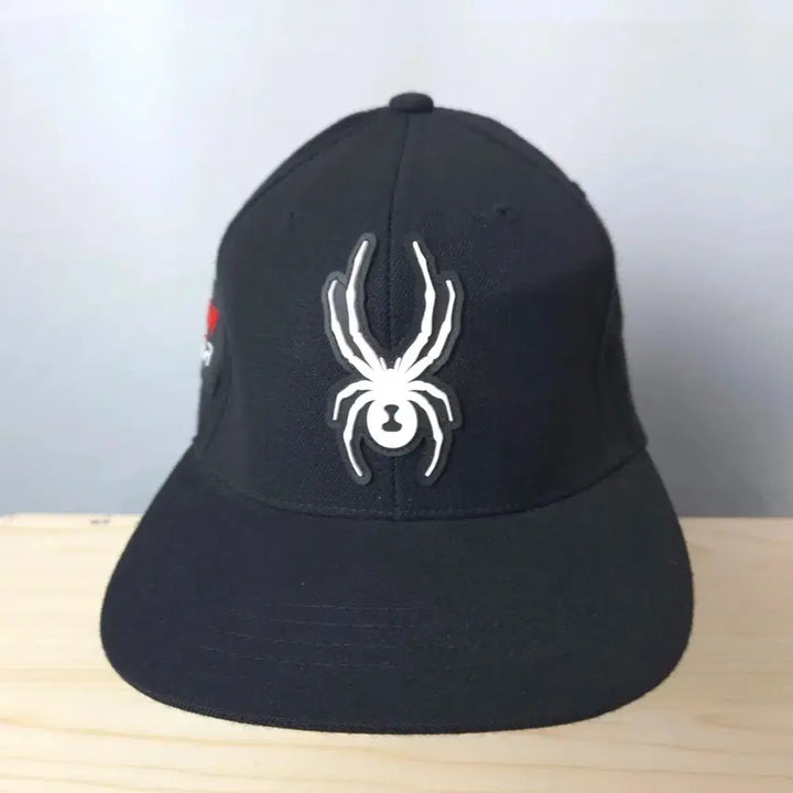 [SOLD OUT] 남 프리 스파이더 스냅백 모자