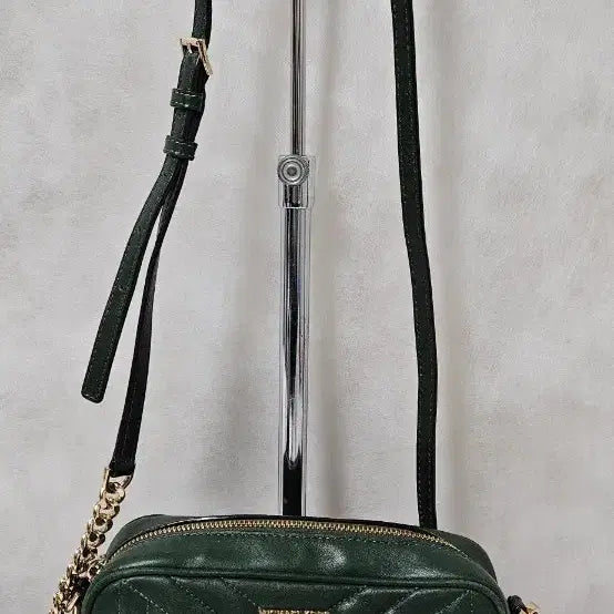 [BUNJANG] Michael Kors Quilted Crossbody Bag / 마이클코어스 그린 퀼팅 크로스백
