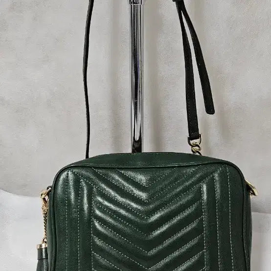 [BUNJANG] Michael Kors Quilted Crossbody Bag / 마이클코어스 그린 퀼팅 크로스백