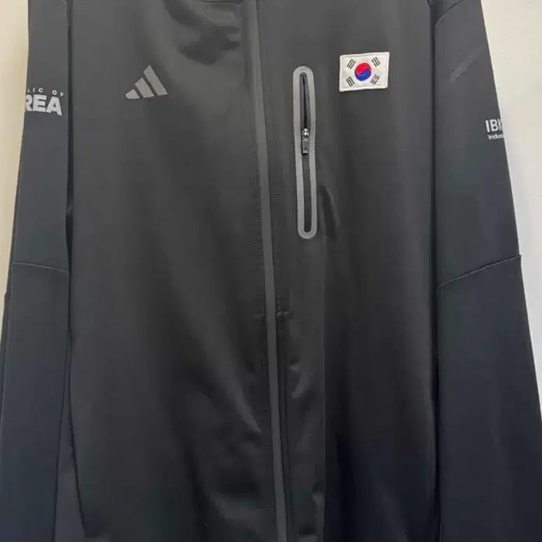 [BUNJANG] iBk Zip-up Jacket / 상비군 집업