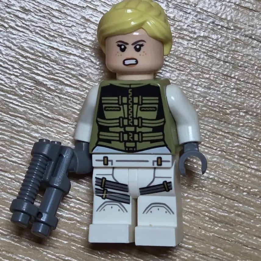 [BUNJANG] Lego Marvel Elena Minifigure / 레고 마블 엘레나 (sh0630) 미니피규어 76162