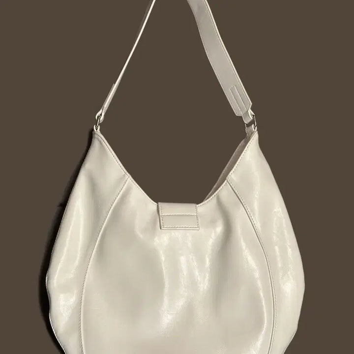 [BUNJANG] Illygo Line Hobo Bag - White / 일리고 라인 호보백 화이트