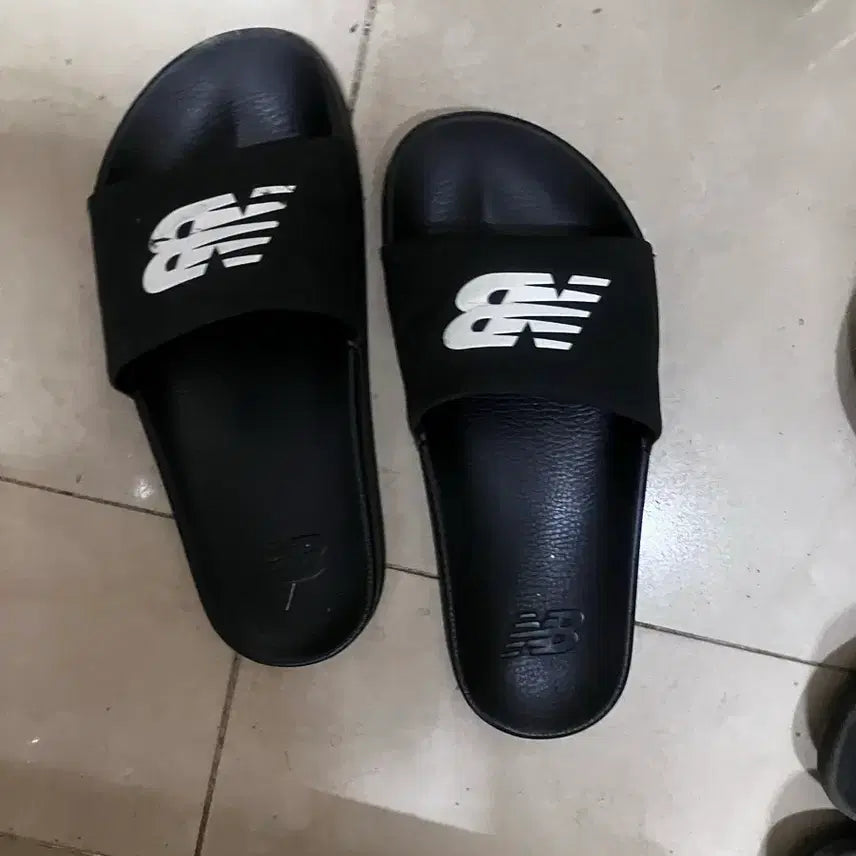 [BUNJANG] New Balance Black Slippers / 뉴발란스 블랙 슬리퍼