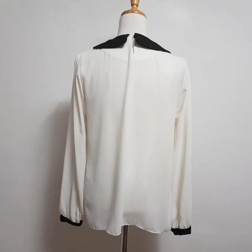 [BUNJANG] KERRI White Blouse / 4846/KERRI 여 free사이즈 화이트블라우스/내옷방