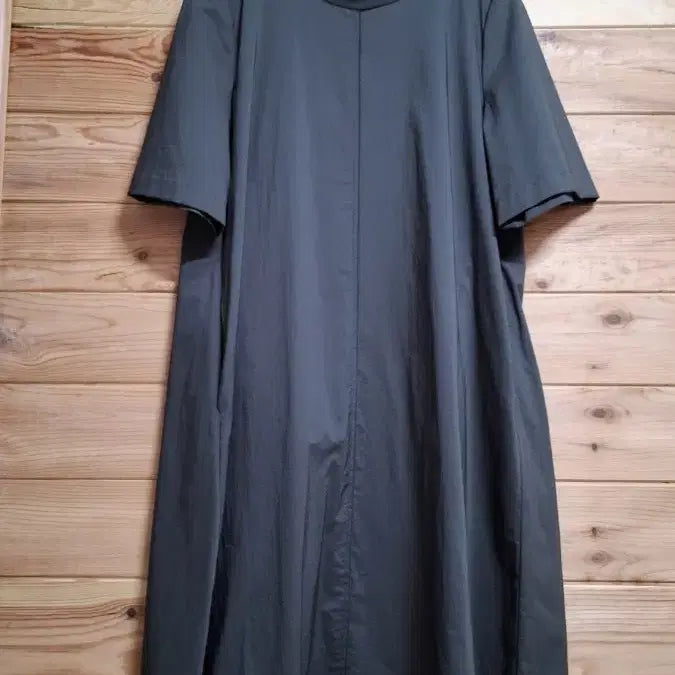 [SOLD OUT] 벨라르디 터치 바스락 롱 원피스