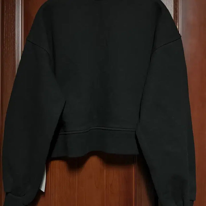 [SOLD OUT] R2W 크롭탑(새상품)