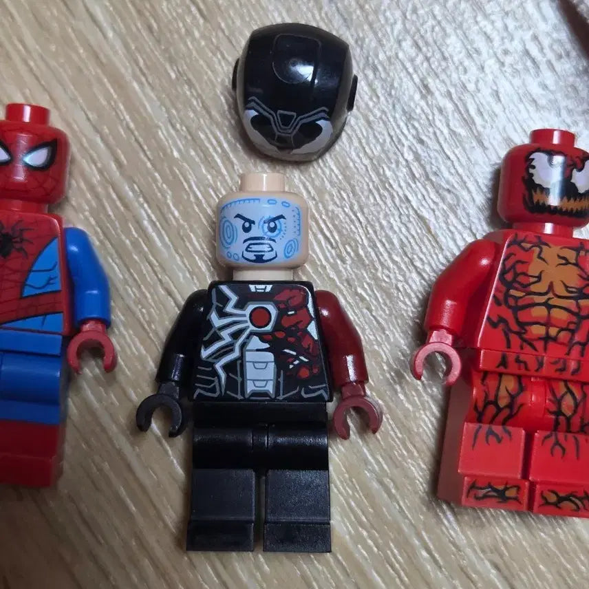 [BUNJANG] Lego Spider-Man Venom Crawler 76163 Bundle Set / 레고 스파이더맨 베놈 크롤러 76163 미니피규어 일괄