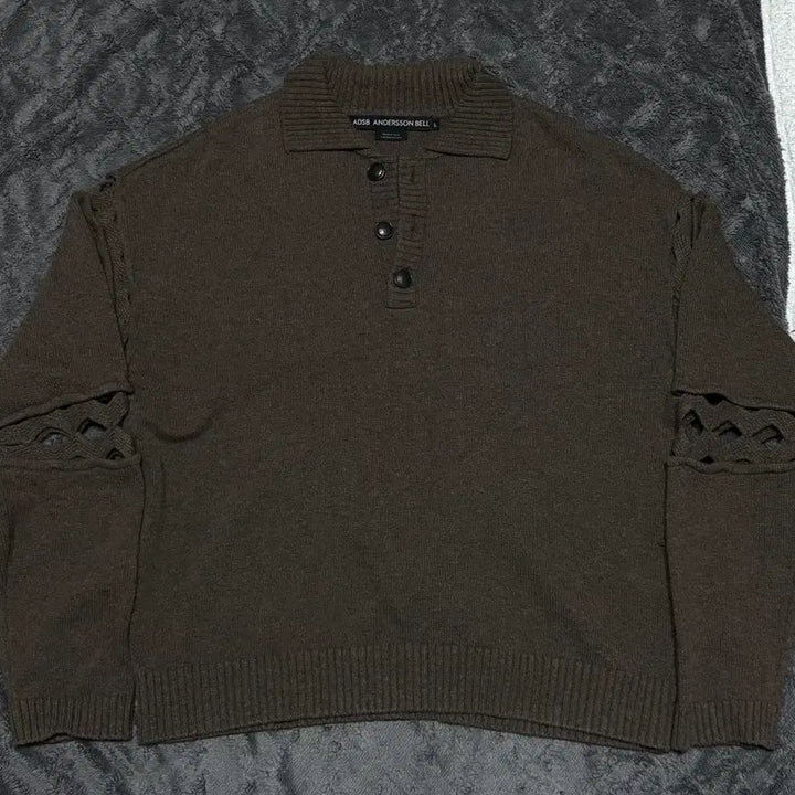 [BUNJANG] Andersson Bell Cutout Polo Sweater L / 앤더슨벨 컷아웃 폴로 스웨터 L