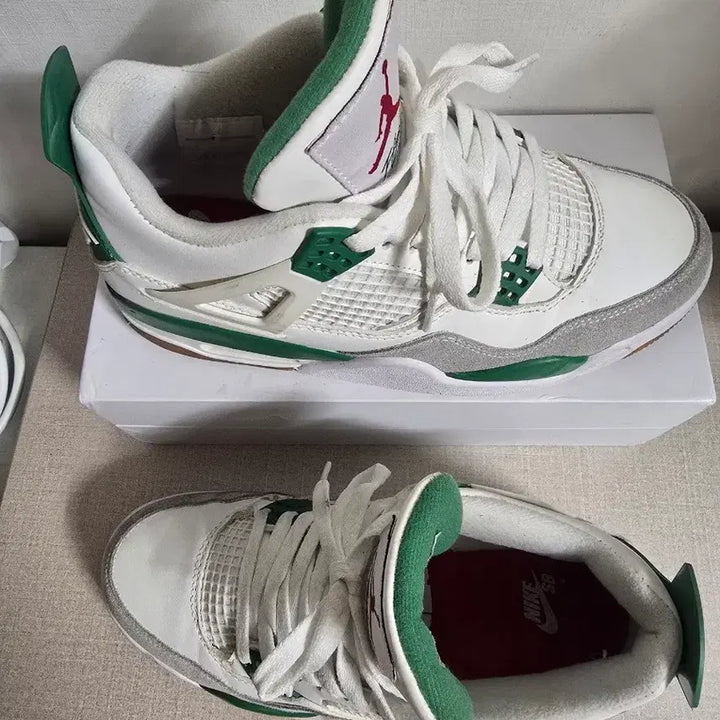 [BUNJANG] Nike Jordan 4 SB Sneakers / 나이키 조던 4 SB